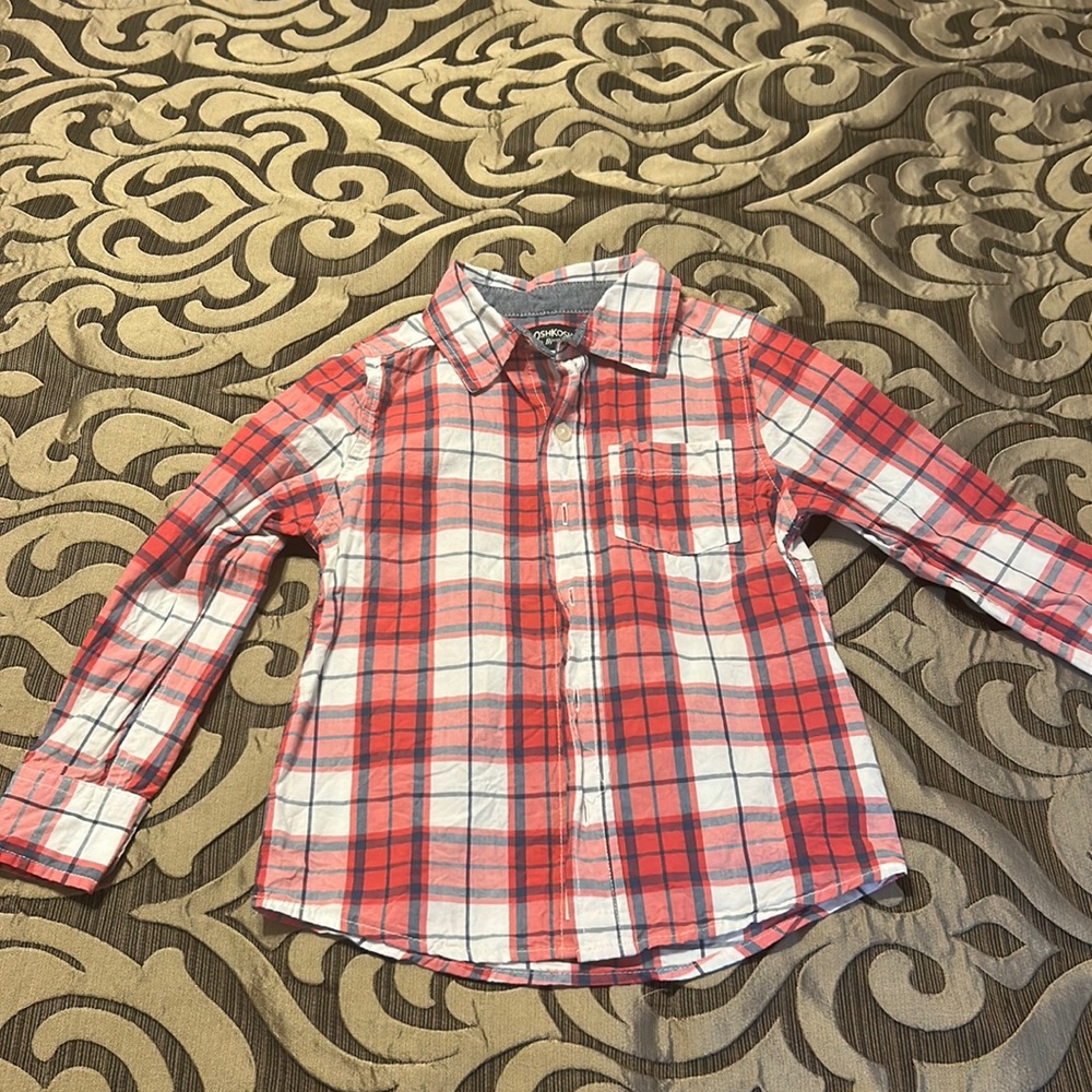🎈 Boy’s casual shirt size 5 OshKosh
